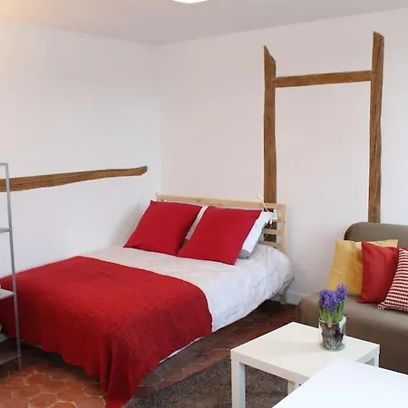 Agreable Studio A 1 Min Du Chateau De Versalles Exterior foto